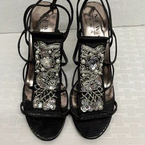 New York Transit Shoes sz 7M Black Open Toe Sandals 3" Heel Sequins etc. on Top